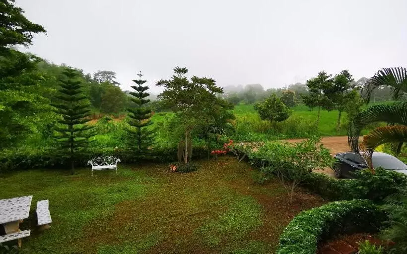 Lomakeskus บ้านเอื้อมดาว เขาค้อ