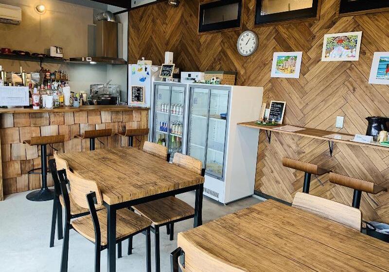 Beach Side Village Familiar Hostel