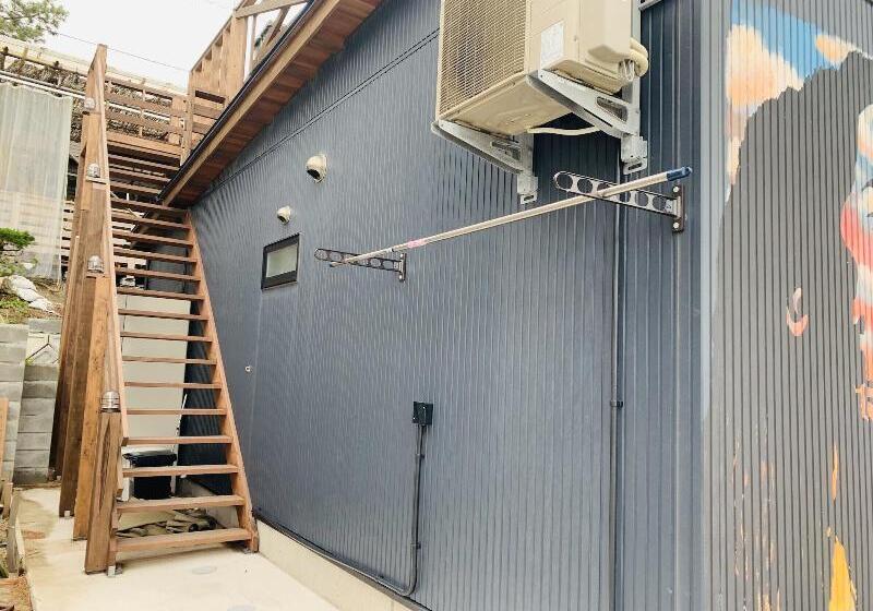 Beach Side Village Familiar Hostel