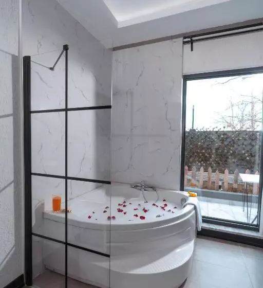 Hotelli Melanj Airport