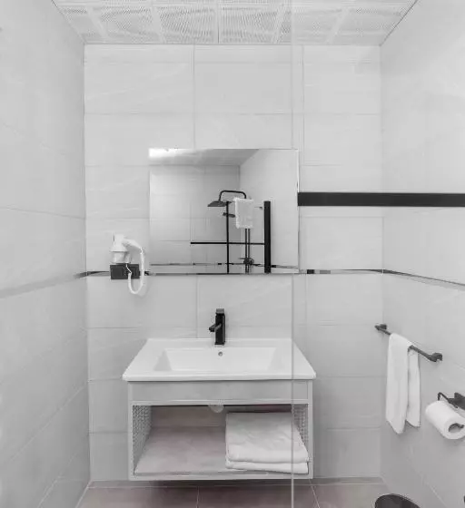 Hotelli Melanj Airport