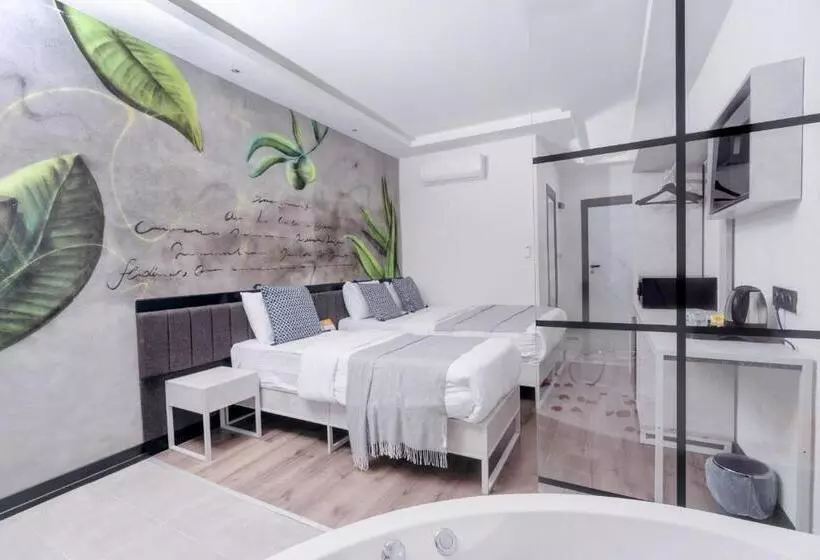 Hotelli Melanj Airport