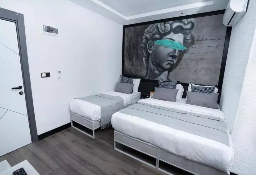 Hotelli Melanj Airport