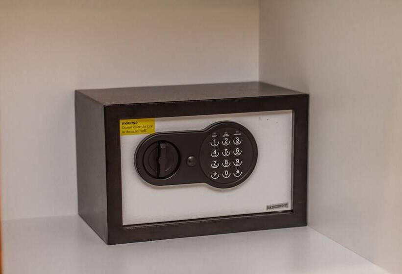 בית מלון כפרי Naksa Homestay Sanur