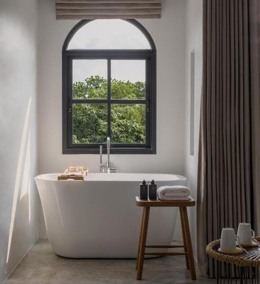 The Motifs Eco Hotel   Sha Extra Plus