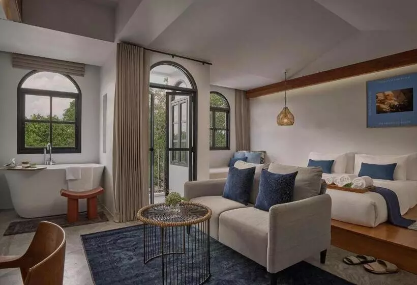 The Motifs Eco Hotel   Sha Extra Plus