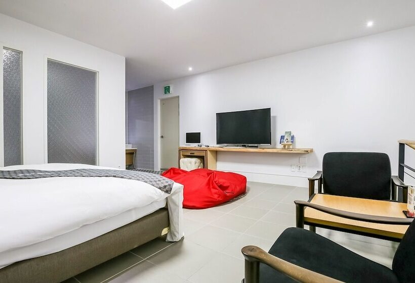 Jincheon Sun & Moon Motel