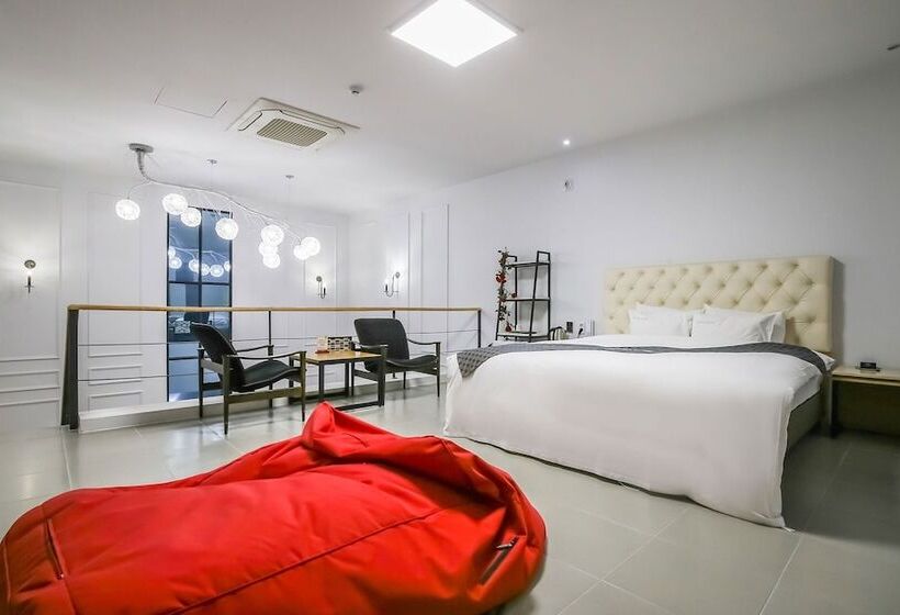 Jincheon Sun & Moon Motel