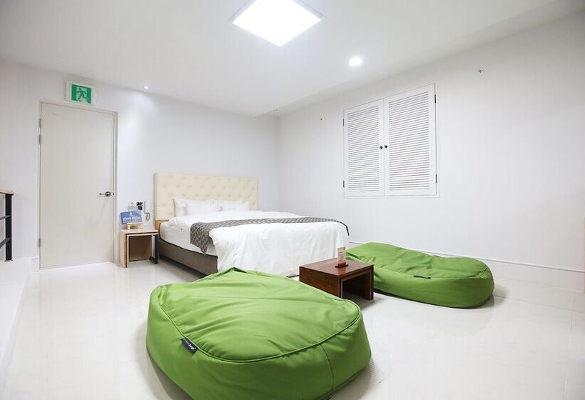 Jincheon Sun & Moon Motel