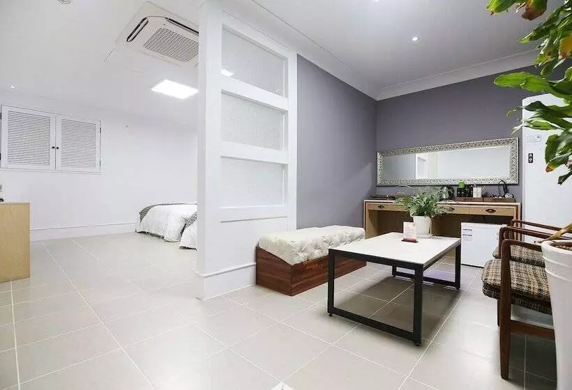 Jincheon Sun & Moon Motel