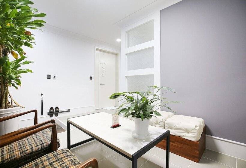 Jincheon Sun & Moon Motel