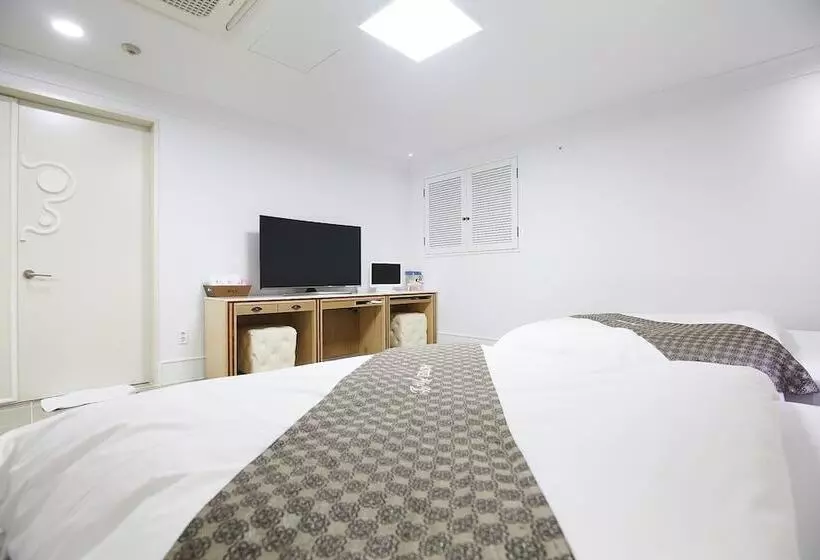 Jincheon Sun & Moon Motel