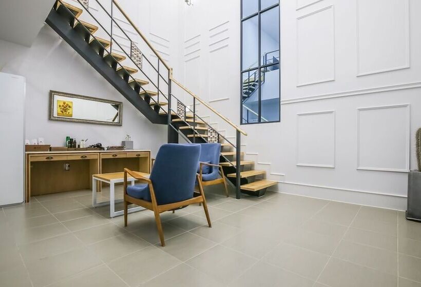 Jincheon Sun & Moon Motel