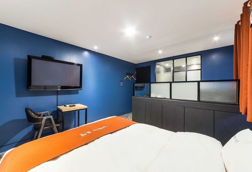 מוטל Chuncheon Hotel Lavender