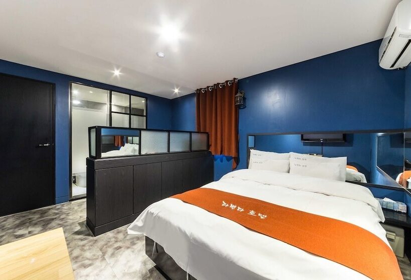 מוטל Chuncheon Hotel Lavender