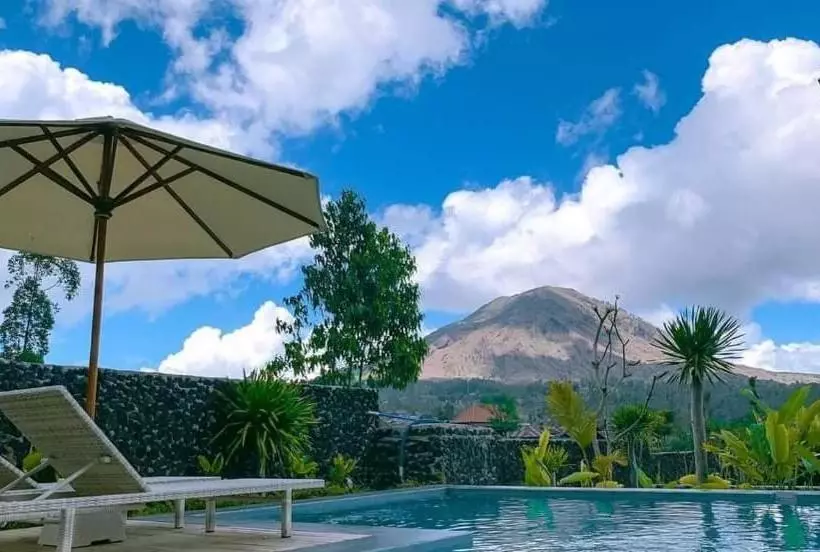 Retkeilymaja Host @ Volcano