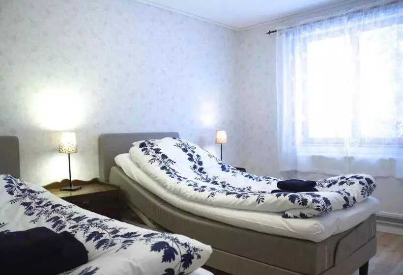 Retkeilymaja Mellangården