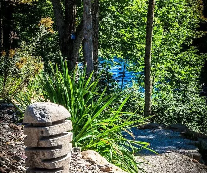 Retkeilymaja Villa Nao