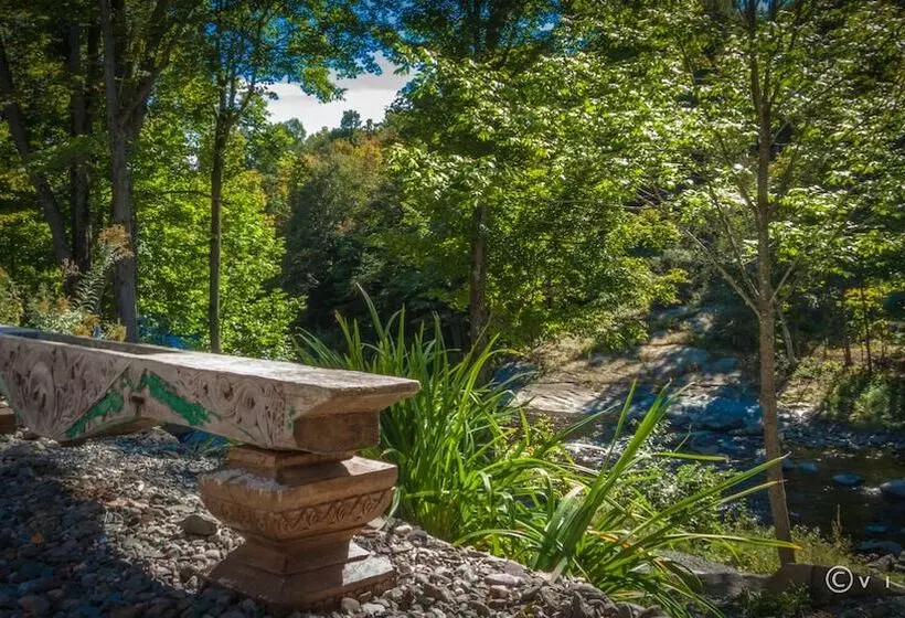 Retkeilymaja Villa Nao