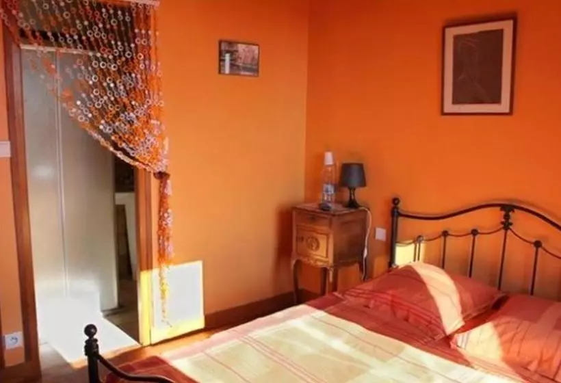 Aamiaismajoitus (B&B) La Ferme De Leychoisier