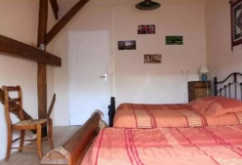 Aamiaismajoitus (B&B) La Ferme De Leychoisier