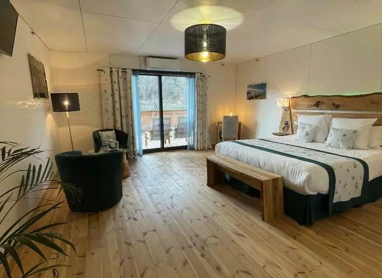 Aamiaismajoitus (B&B) Le Volcan Des Sens, Chambres D Hotes De Luxe Et Spa