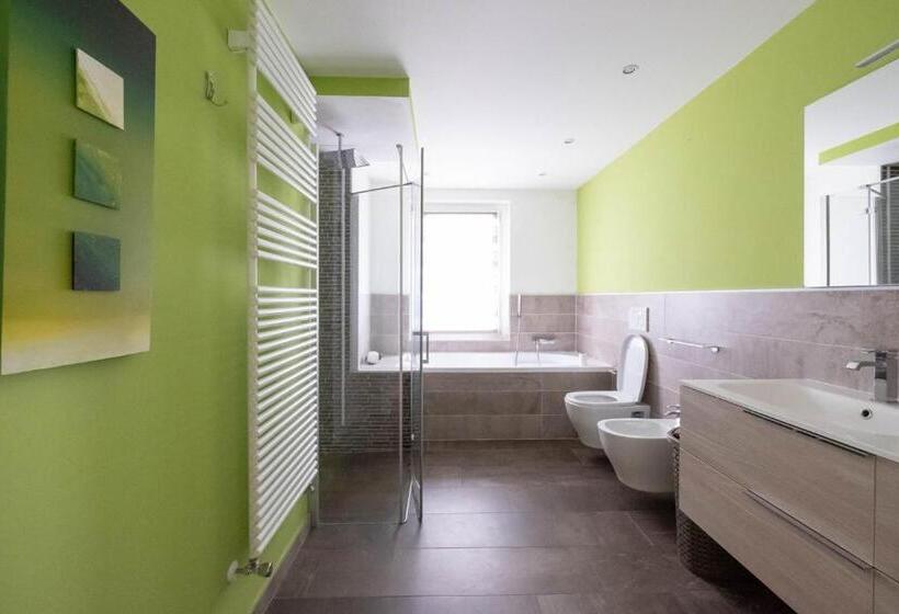 ホテル Albergo Monte Giove