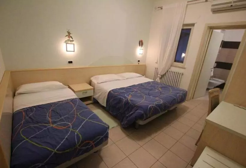 Hotelli Albergo Ristorante Val Vomano