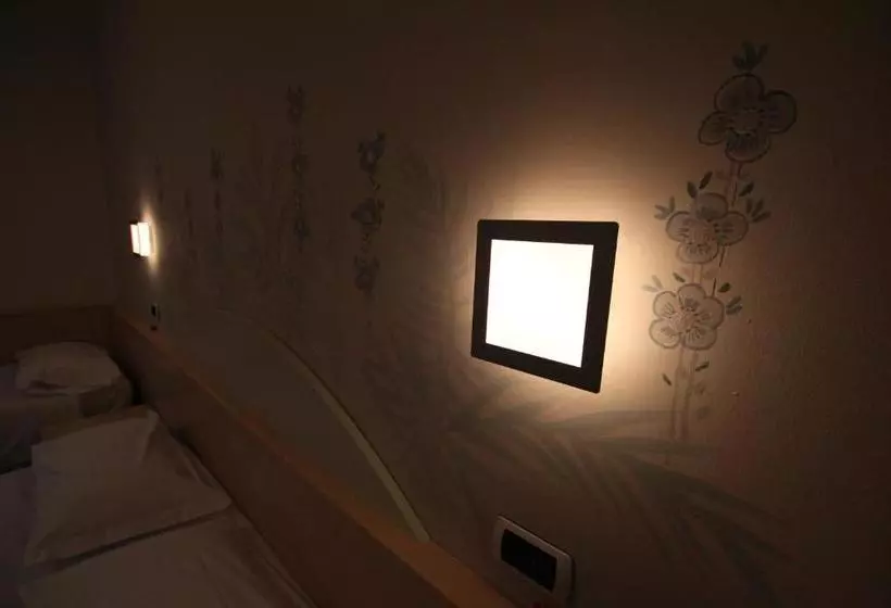 Hotelli Albergo Ristorante Val Vomano