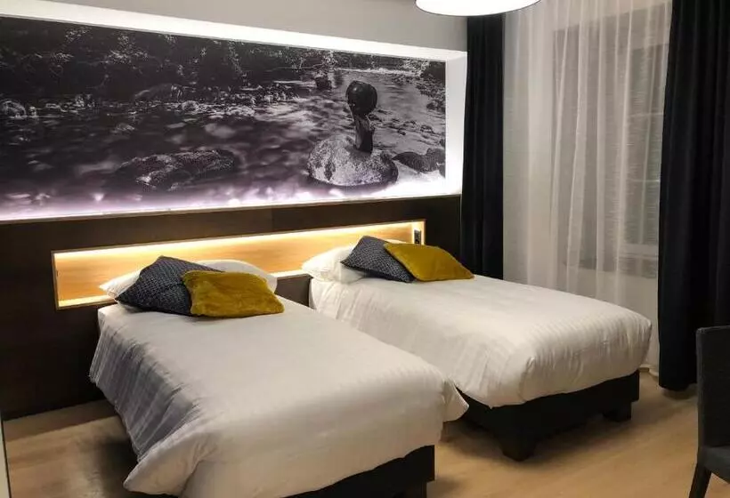 ホテル Auberge De La Tour