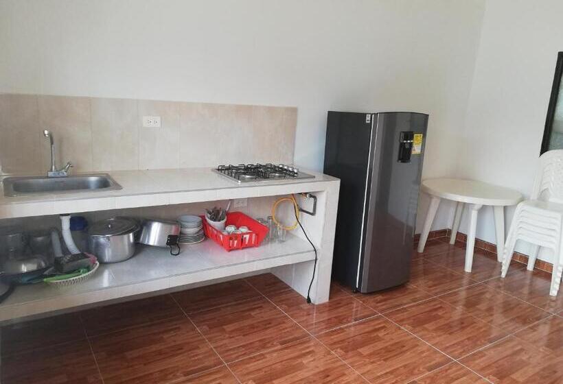 هتل Centro Vacacional Los Pijaos