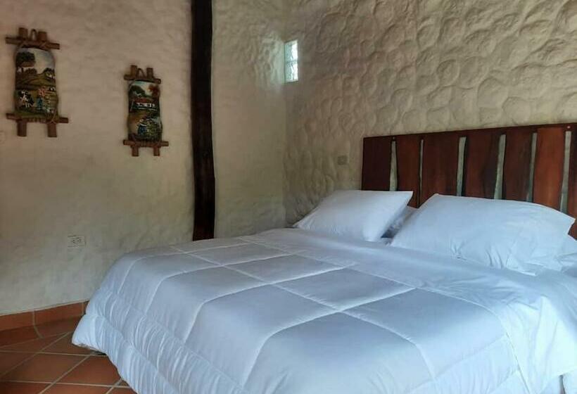 Hotelli Costello Campestre