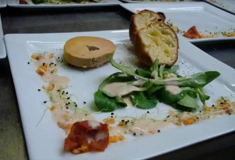 Hotelli Hôtel Des Voyageurs