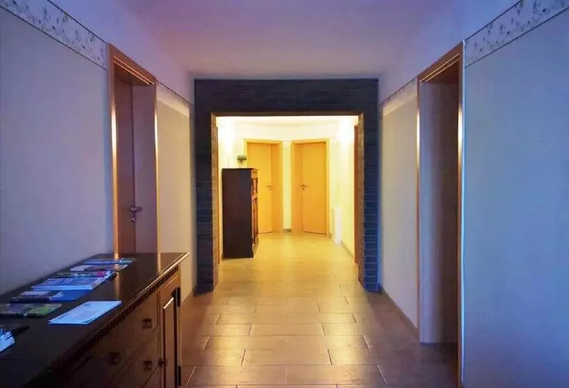 Hotelli Landhaus Kirchberg