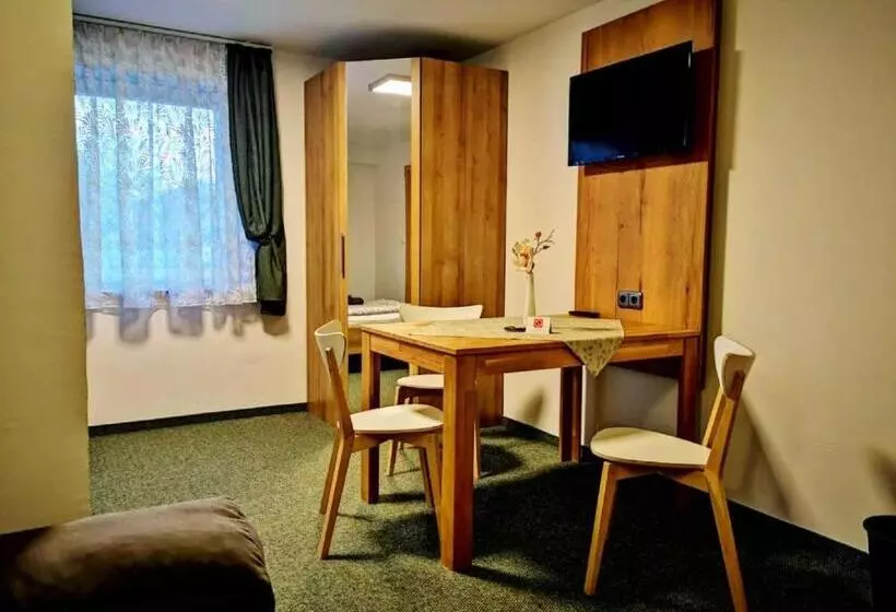 Hotelli Landhaus Kirchberg