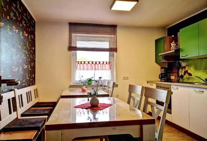 Hotelli Landhaus Kirchberg