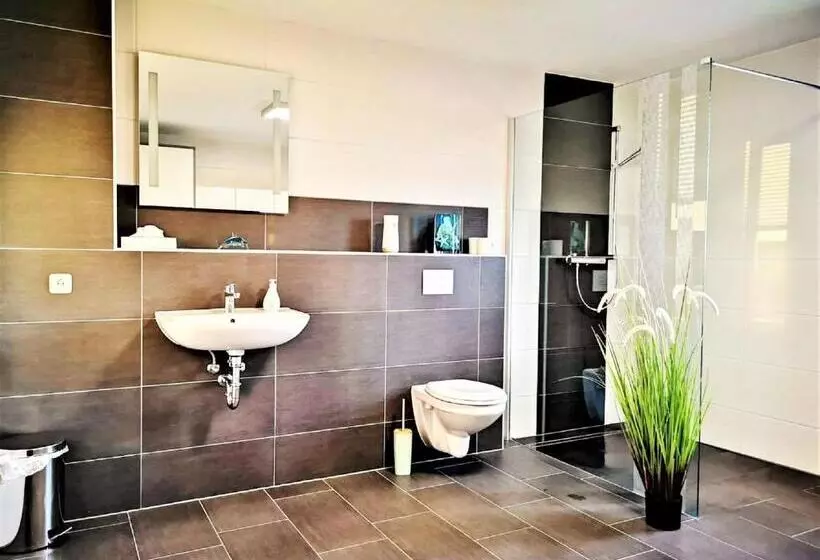 Hotelli Landhaus Kirchberg