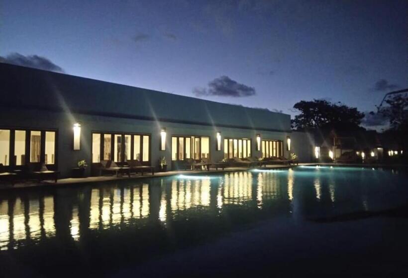 Hotel Naya Matahora Island Resort