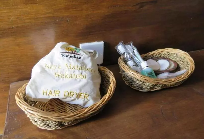 Hotelli Naya Matahora Island Resort