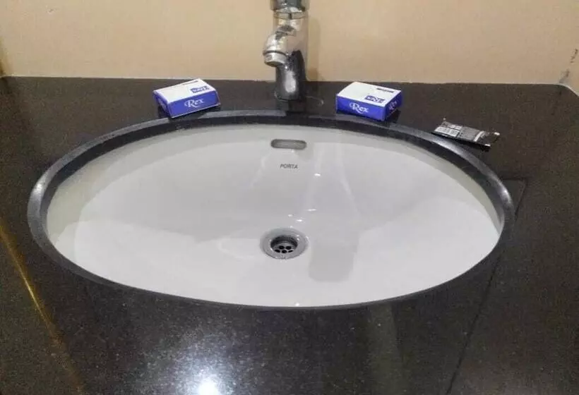 هتل Pak Continental