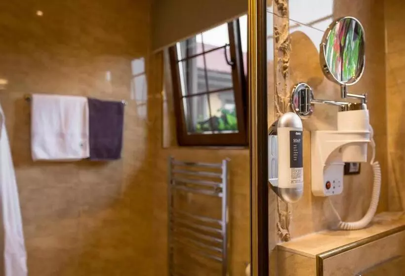 ホテル Pension Kokel