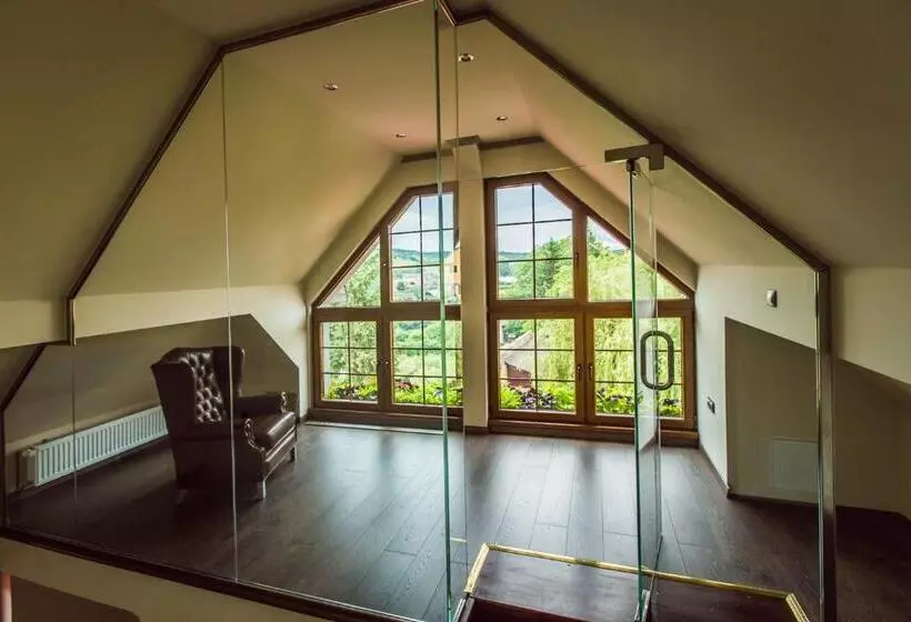 ホテル Pension Kokel