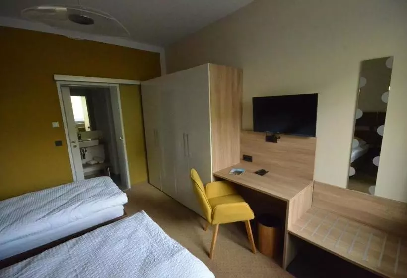 Hotelli Wartmannstetterhof