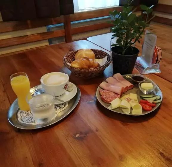 Hotelli Wartmannstetterhof