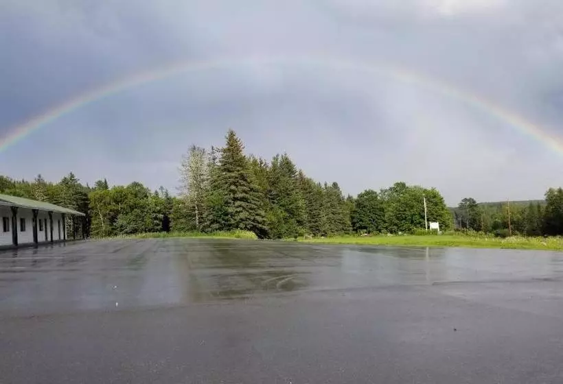 Motelli The Brookside Inn