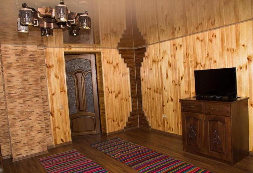 膳宿费 карпатське сяйво