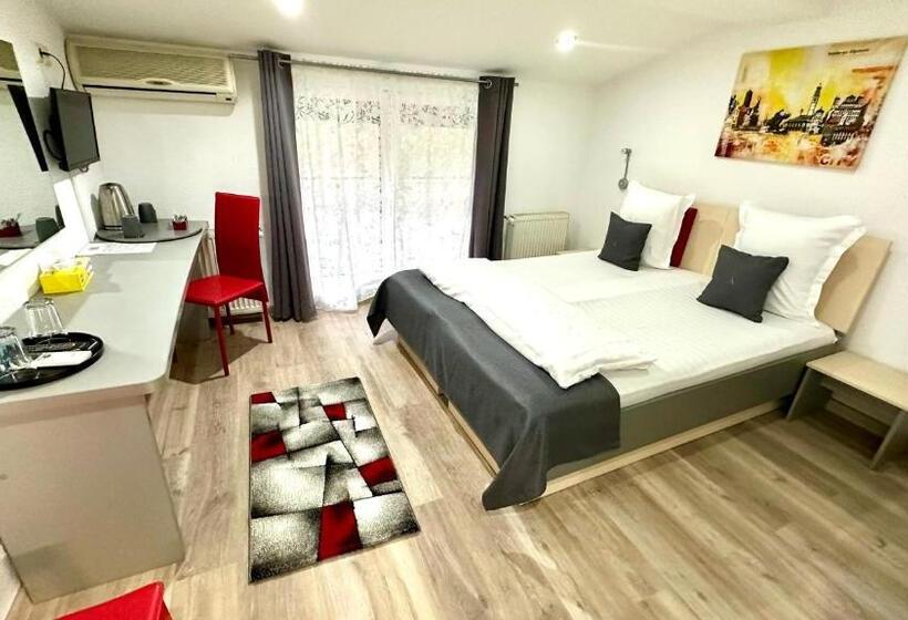 بنسيون Casa Augsburg