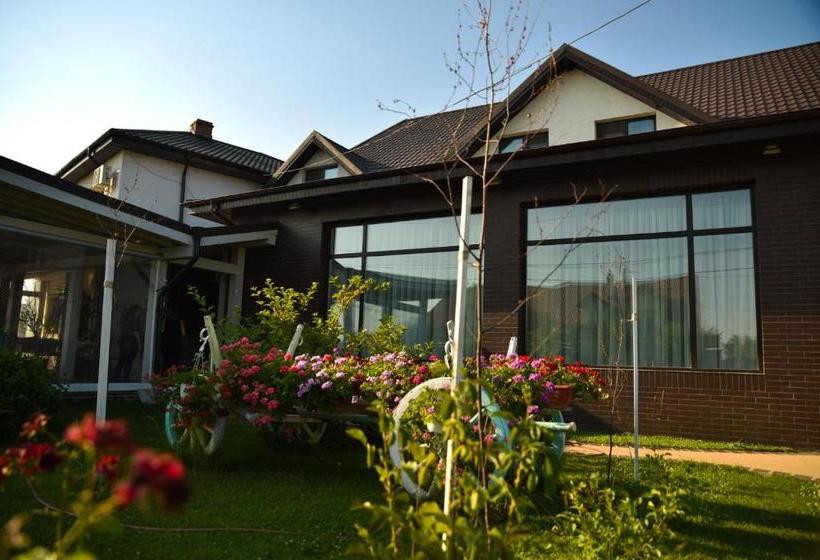 펜션 Casa Budisteanu