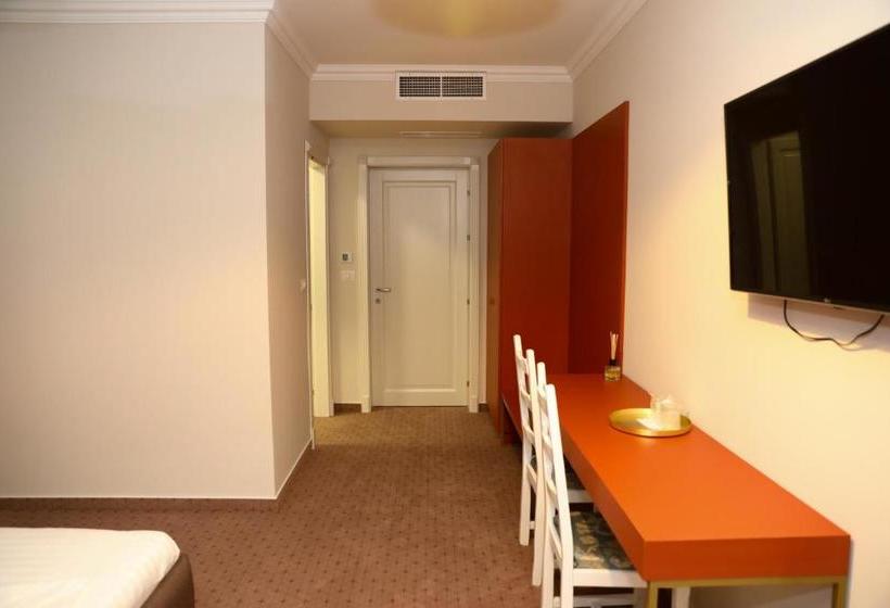 펜션 Casa Budisteanu