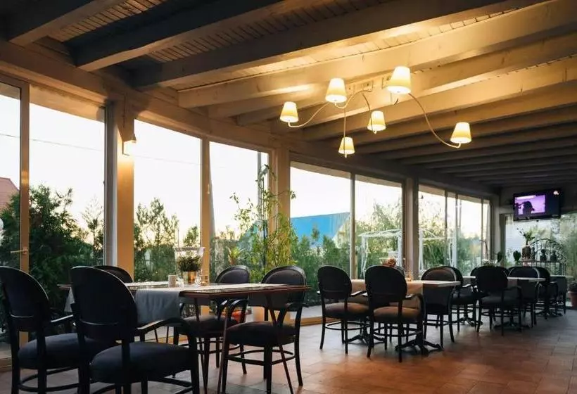 Majatalo Casa Budisteanu